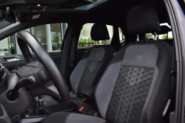 Volkswagen Polo (2023) thumbnail 5