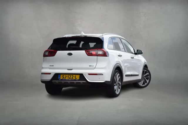 Kia Niro (2018) thumbnail 3