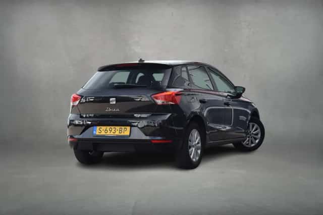SEAT Ibiza (2023) thumbnail 3