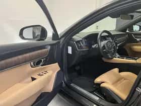 Volvo S90 (2021) thumbnail 16