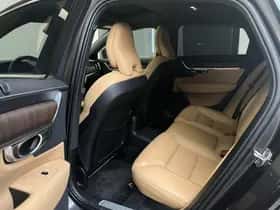 Volvo S90 (2021) thumbnail 24