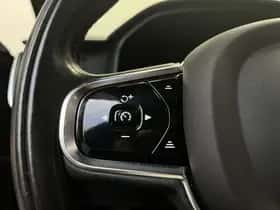 Volvo S90 (2021) thumbnail 39
