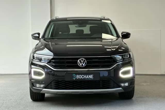 Volkswagen T-Roc (2022) thumbnail 5