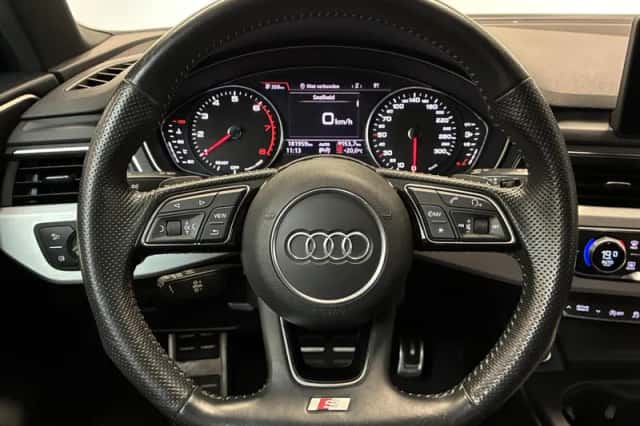 Audi A4 (2018) thumbnail 3