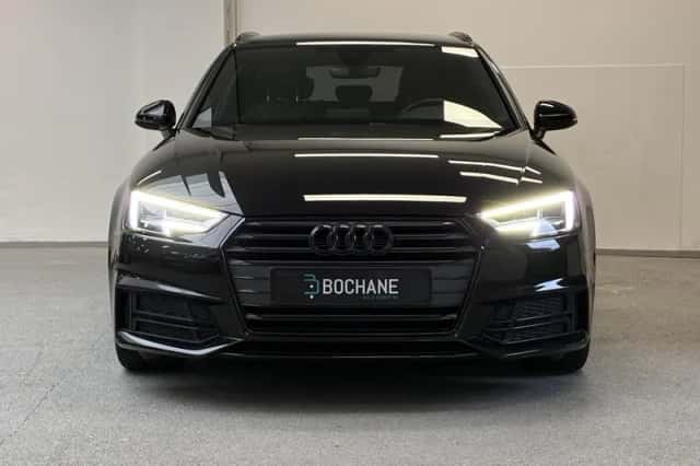 Audi A4 (2018) thumbnail 5