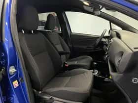 Toyota Yaris (2018) thumbnail 12