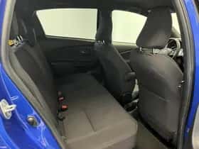 Toyota Yaris (2018) thumbnail 15