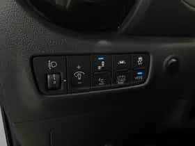 Hyundai Kona (2021) thumbnail 34