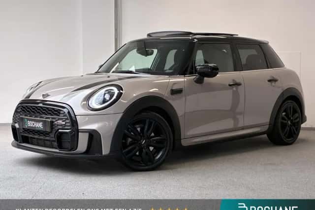 MINI Cooper (2022) thumbnail 1