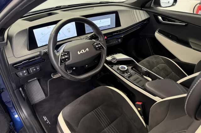 Kia EV6 (2021) thumbnail 3
