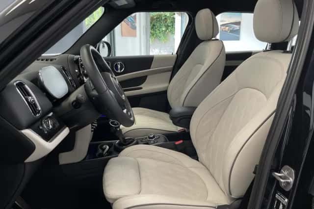 MINI Countryman (2023) thumbnail 3