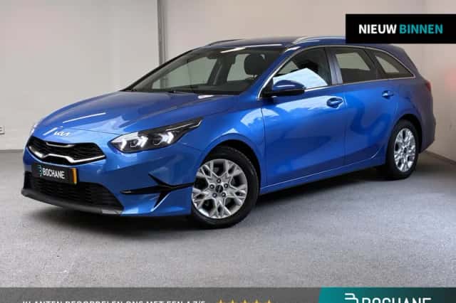 Kia Ceed Sportswagon (2022) thumbnail 1