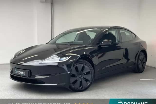 Tesla Model 3 (2024) thumbnail 1