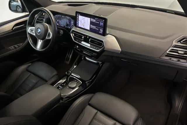 BMW X3 (2023) thumbnail 4