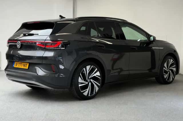 Volkswagen ID.4 (2021) thumbnail 2