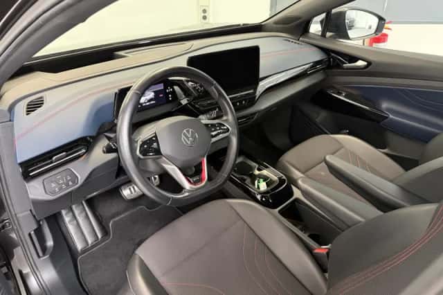 Volkswagen ID.4 (2021) thumbnail 3