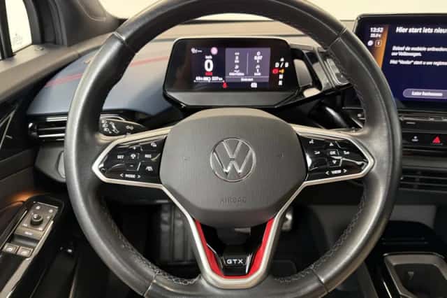 Volkswagen ID.4 (2021) thumbnail 4
