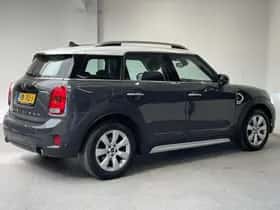 MINI Countryman (2017) thumbnail 2