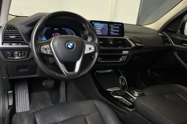 BMW X3 (2020) thumbnail 3