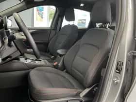 Ford Kuga (2023) thumbnail 17
