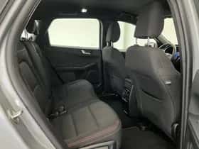 Ford Kuga (2023) thumbnail 18
