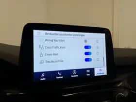 Ford Kuga (2023) thumbnail 27