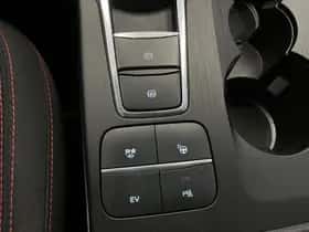 Ford Kuga (2023) thumbnail 41