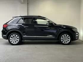 Volkswagen T-Roc (2021) thumbnail 11