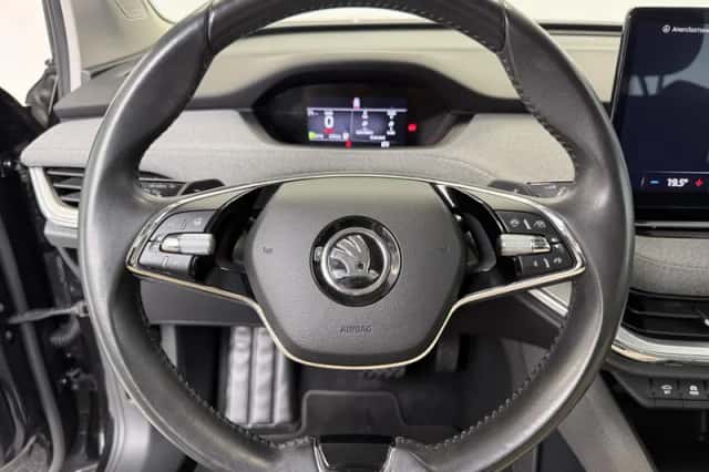 Škoda Enyaq (2021) thumbnail 4
