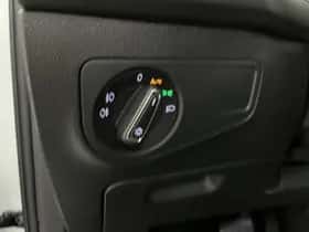 Volkswagen Tiguan (2019) thumbnail 45