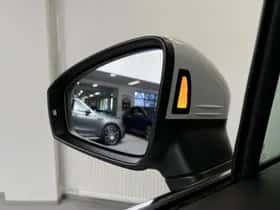 Volkswagen Tiguan (2019) thumbnail 52