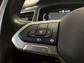 Volkswagen T-Roc (2023) thumbnail 30