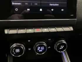 Renault Clio (2024) thumbnail 42