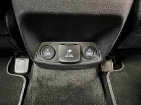 Hyundai Santa Fe (2023) thumbnail 45