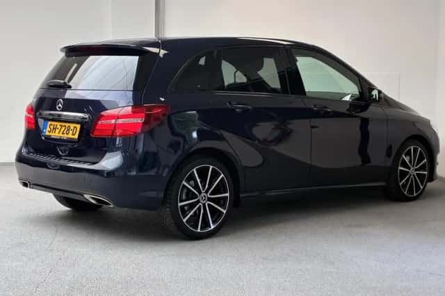 Mercedes-Benz B-Klasse (2018) thumbnail 2