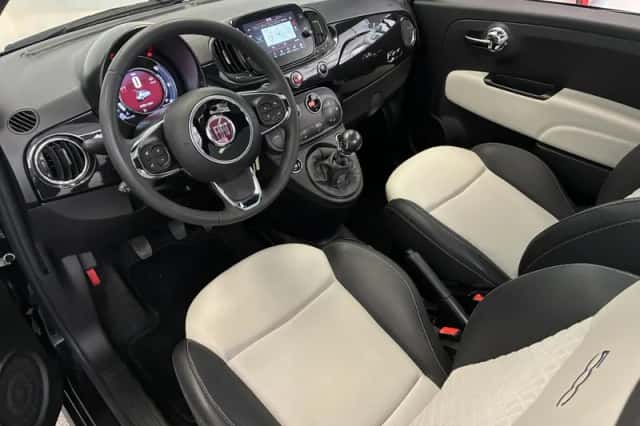Fiat 500 (2022) thumbnail 3