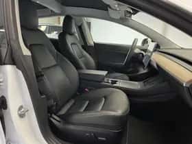 Tesla Model 3 (2021) thumbnail 13