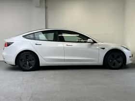 Tesla Model 3 (2021) thumbnail 9
