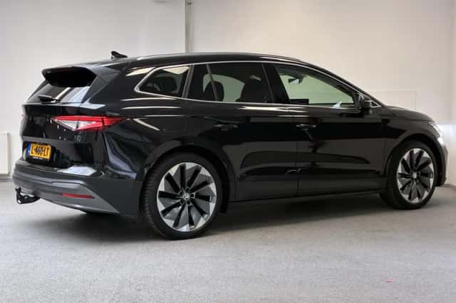 Škoda Enyaq (2021) thumbnail 2