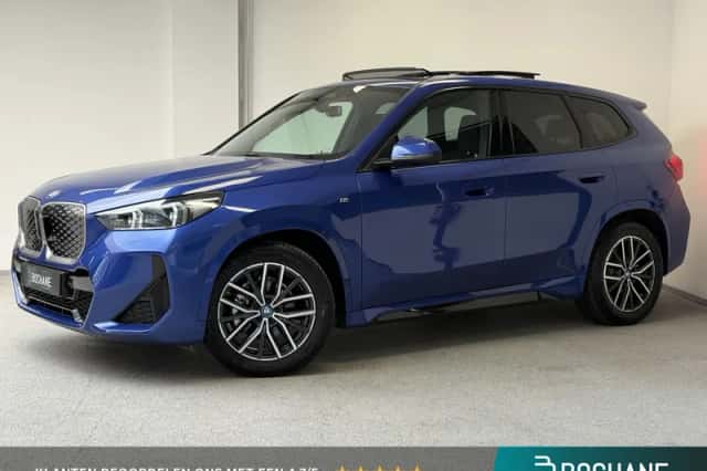 BMW iX1 (2024) thumbnail 1
