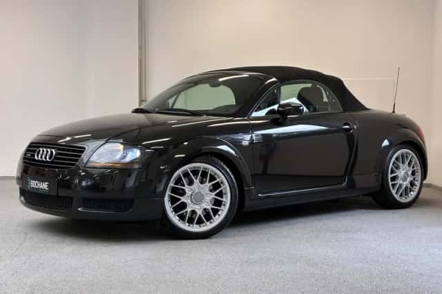 Audi TT (2002) thumbnail 2