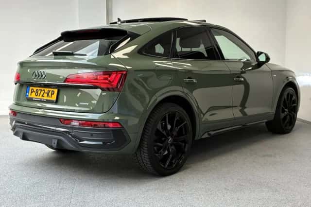 Audi Q5 (2021) thumbnail 2