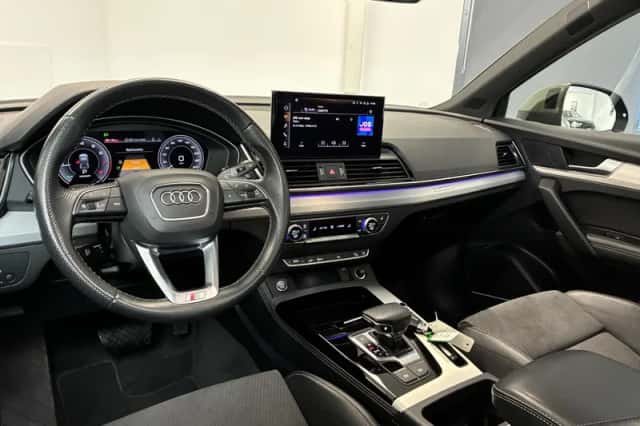 Audi Q5 (2021) thumbnail 3