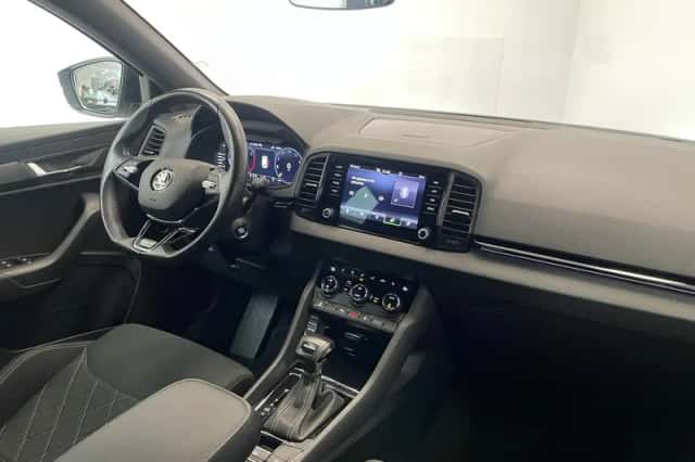Škoda Karoq (2023) thumbnail 3