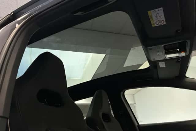 Volkswagen ID.4 (2021) thumbnail 5