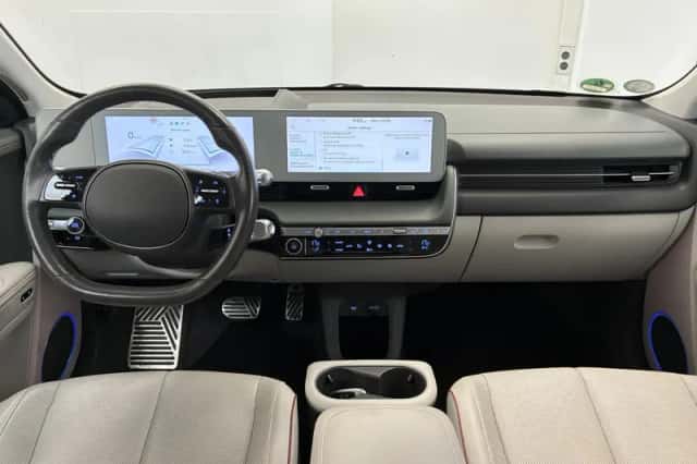 Hyundai Ioniq 5 (2021) thumbnail 3