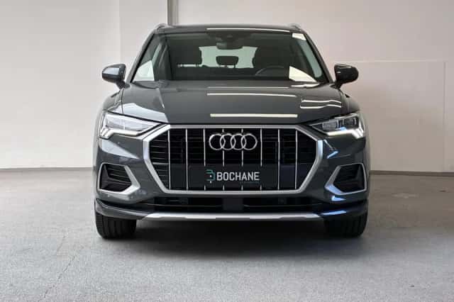 Audi Q3 (2019) thumbnail 5