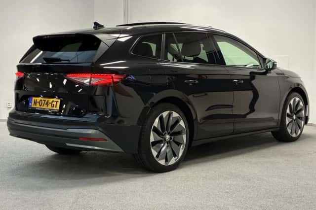 Škoda Enyaq (2021) thumbnail 2
