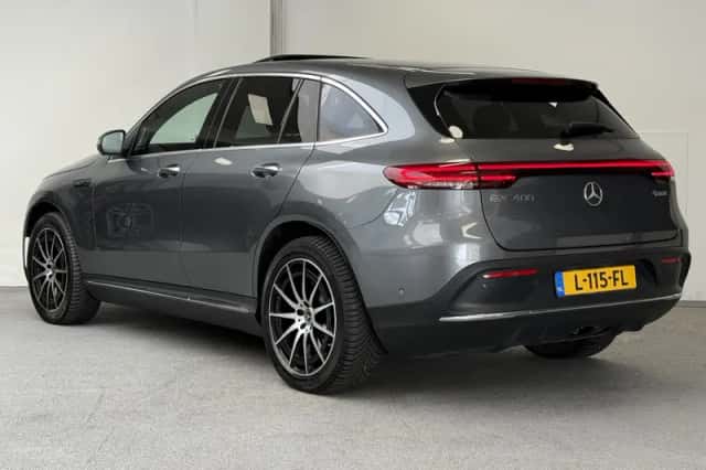 Mercedes-Benz EQC (2021) thumbnail 2