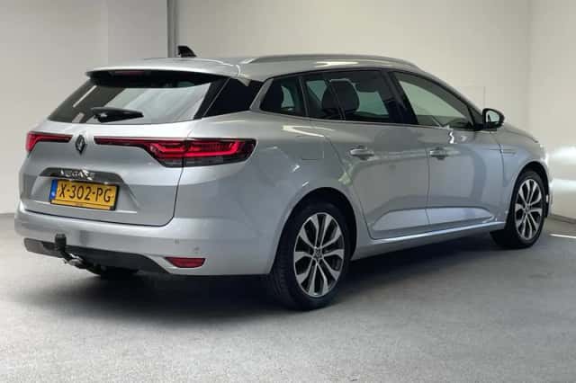 Renault Mégane (2024) thumbnail 2